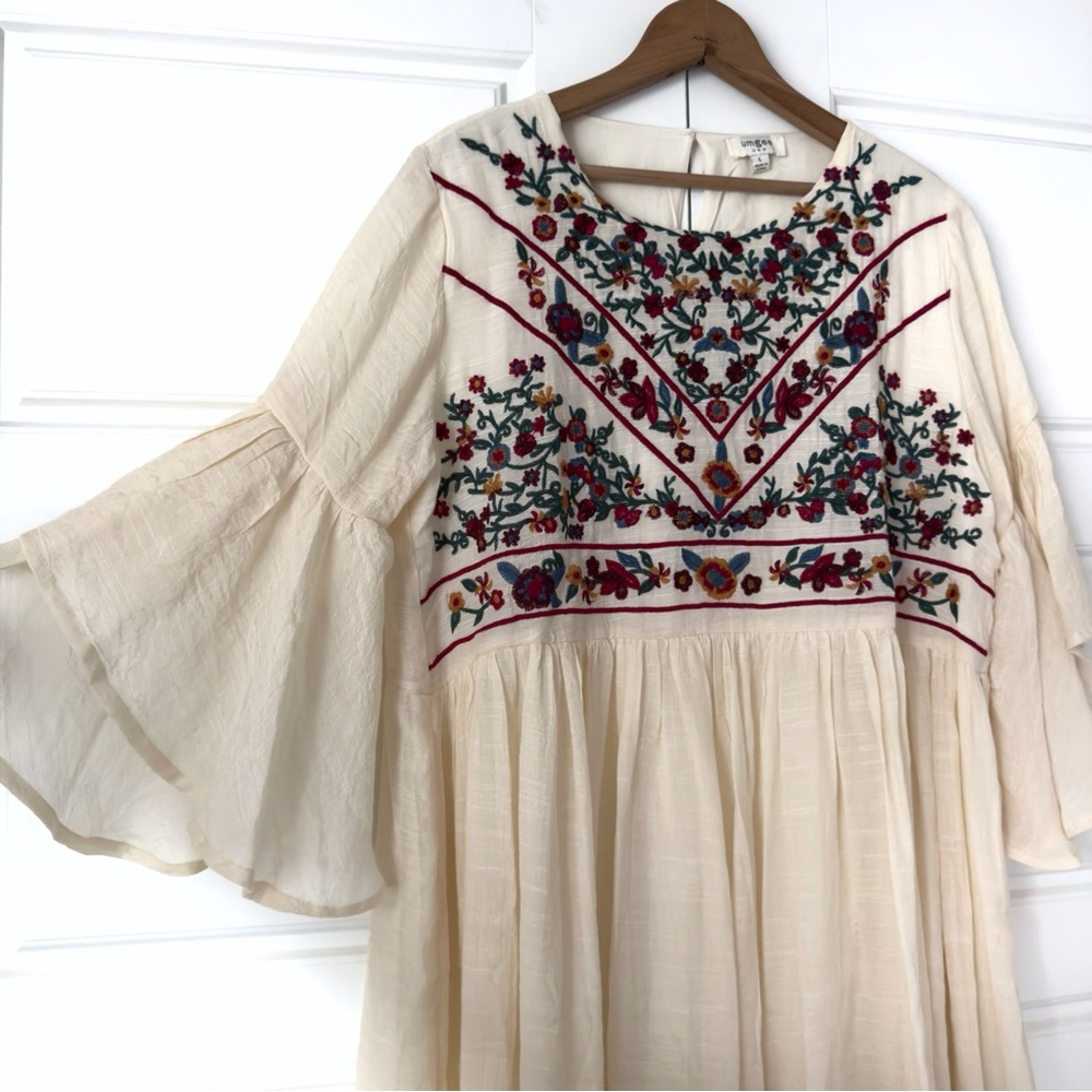 Umgee Floral Embroidered Boho Mini Dress Large Cream Babydoll Bell Sleeves Angel